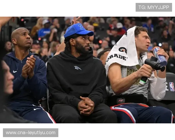 快船战绩不佳，球迷呼吁更换主帅，快船队主力球员