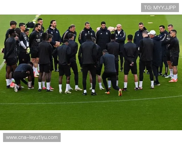 球员在欧冠赛后参与公益活动传递正能量，欧冠参赛队伍产生规则