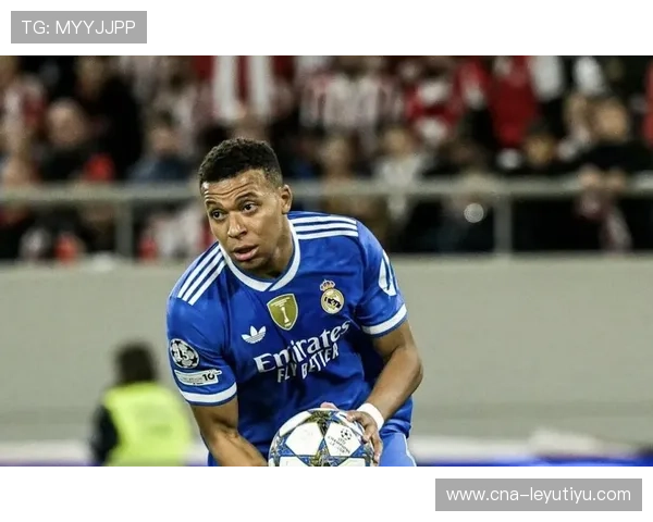 姆巴佩大四喜，单场爆发震撼欧冠舞台